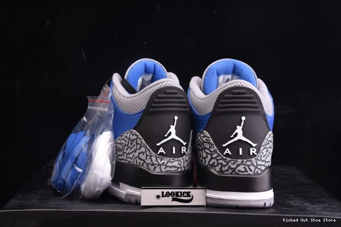 Kick Theory 400 Royal' Jordan Air Retro - 3 CT8532 'Varsity 0822